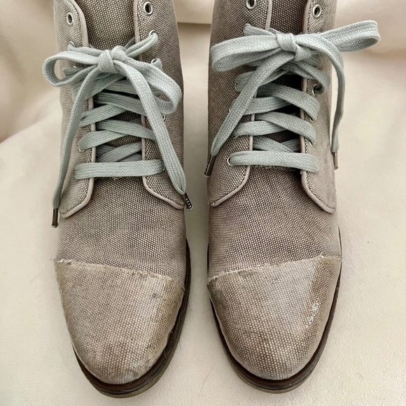 Alberto Fermani Gloss-Tipped Ankle Boots - Picture 9 of 16